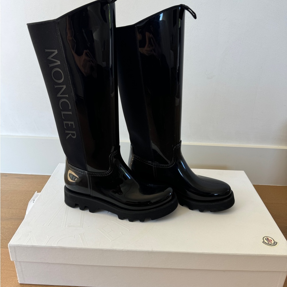 Moncler Gilla Black Glossy Rain Boots